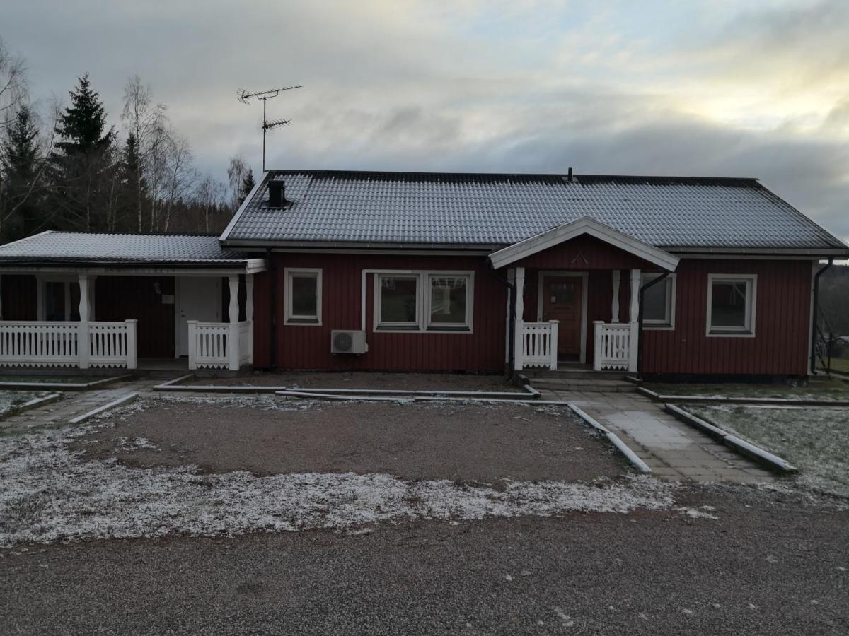 Romme Stugby Ξενοδοχείο Borlänge Εξωτερικό φωτογραφία