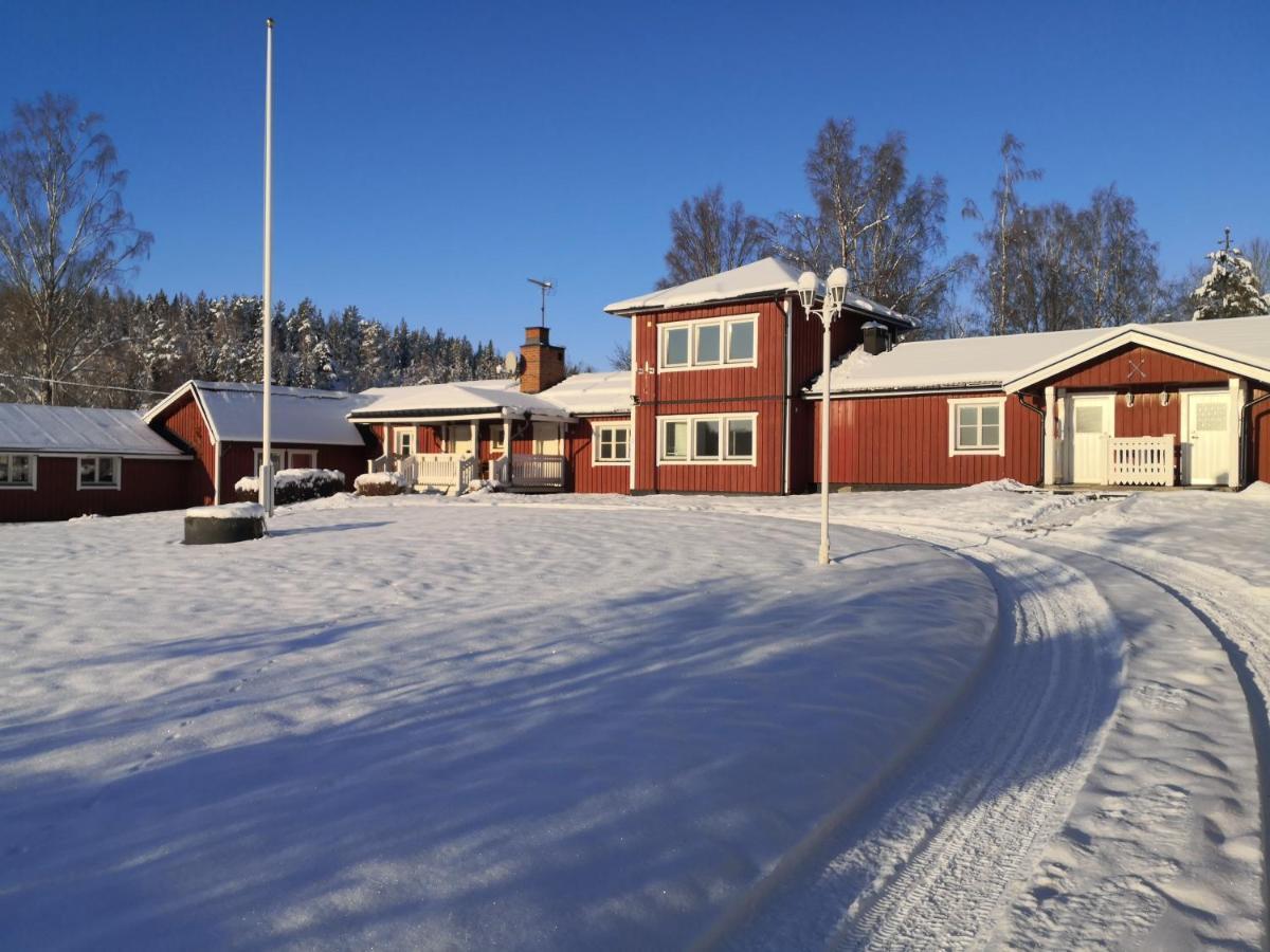 Romme Stugby Ξενοδοχείο Borlänge Εξωτερικό φωτογραφία